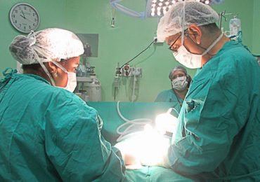 Hoy partieron primeras cirugías urológicas ambulatorias en el C.R.S.