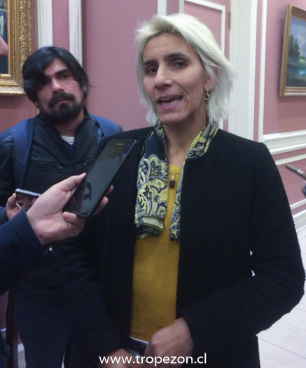 Un entretenido foro político, realizado por la Universidad de las América, contó con la presencia de Erika Olivera