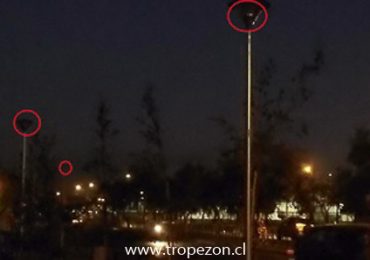 Nuevamente un amplio sector del paseo peatonal San Francisco, Pudahuel, está en completa oscuridad por las noches