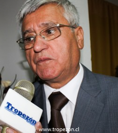 Dañan automóvil de concejal y roban sus pertenecías en Pudahuel