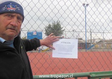 Avanzan trabajos de mejoramiento de carpeta asfáltica en multicancha de Pudahuel