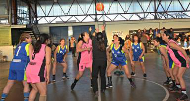 Con la participación de jugadoras de más de 70 años, se inaugura campeonato de Básquetbol en Pudahuel