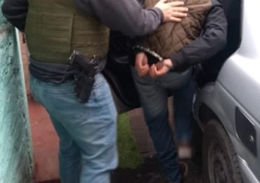 Juvenil delincuente, prófugo de la justicia, es detenido en Cerro Navia