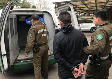 Dos menores detenidos por robo en lugar habitado en Pudahuel Norte