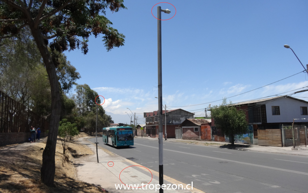 Solo quedaron indicios de paradero de buses en Cerro Navia