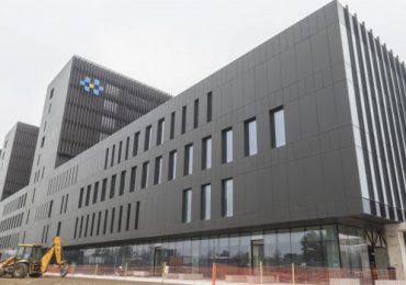 Es finiquitado el contrato con la empresa que construía hospital Félix Bulnes en Cerro Navia