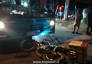Conductor de moto, de nacionalidad peruana, resultó herido en accidente de tránsito en Pudahuel