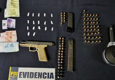Menor de edad con un arsenal de balas es detenido en Pudahuel