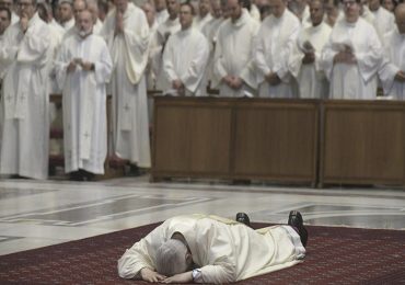 Papa Francisco pide a nuevo obispo Alberto Lorenzelli “servir más que dominar”