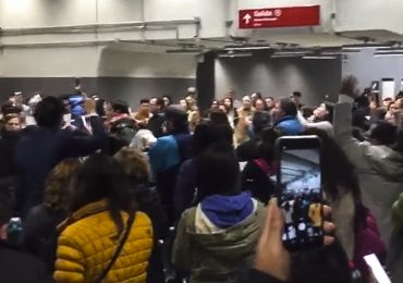Profesores de Pudahuel protestan cantando himno italiano “Bella Ciao”