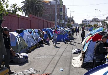 Enviado del Arzobispado de Santiago visita Tacna para conocer la situación de los ciudadanos venezolanos