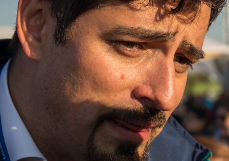 Metro Víctor Jara: Alcalde de Cerro Navia pide que estación de Línea 7 lleve el nombre del cantautor