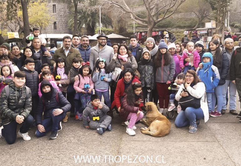 Cientos de niños y niñas de Cerro Navia disfrutaron un día en el Zoológico Metropolitano