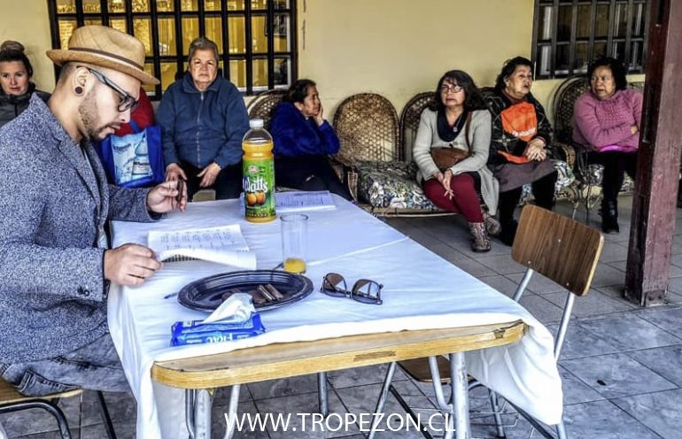 Concejal David Urbina dispone atención jurídica gratuita para vecinos de Cerro Navia