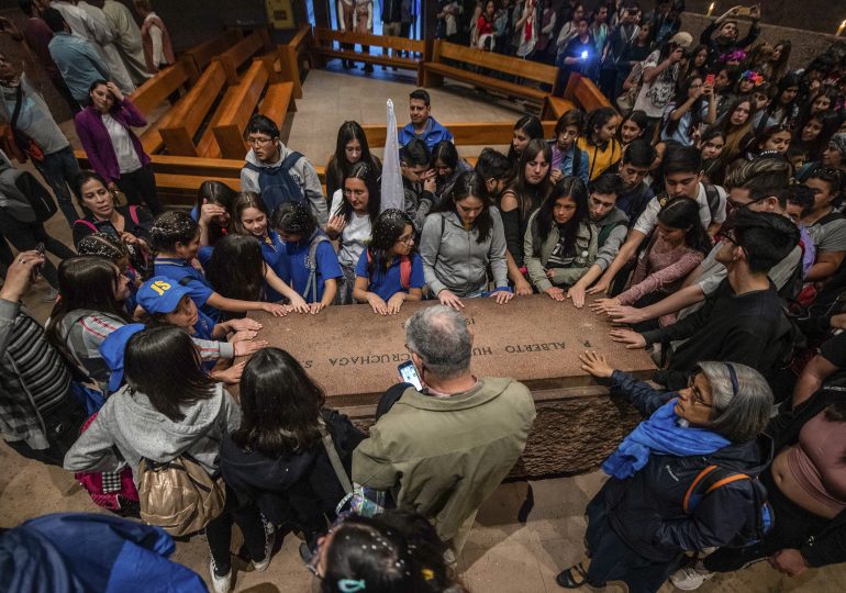 20 Mil jóvenes peregrinaron hasta el Santuario de San Alberto Hurtado