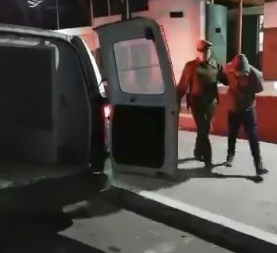 Dos hombres y una mujer detenidos por receptación de vehículos robados en Cerro Navia