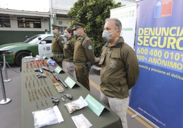 Madre e hija detenidas por tráfico de drogas y tenencia de armas en Cerro Navia