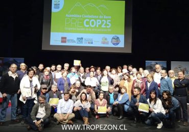 Dirigentes de Pudahuel participan en actividad de debate medioambiental