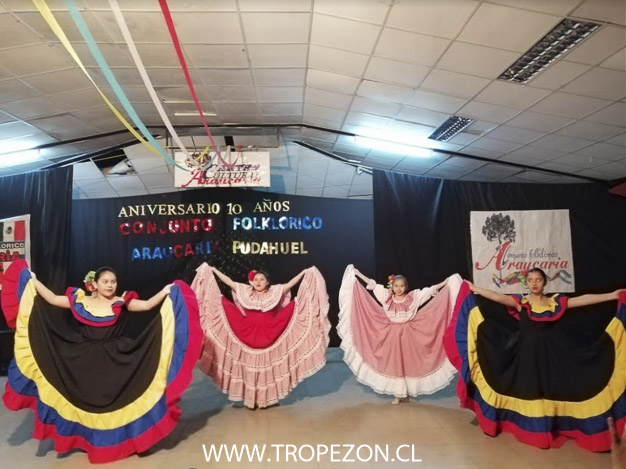 El Centro Cultural y Folklórico Araucaria de Pudahuel celebra su décimo aniversario