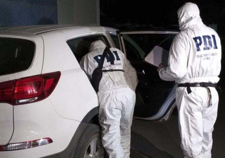 Equipo de la PDI es asaltado en cerro Navia: Uno de sus funcionarios es herido bala