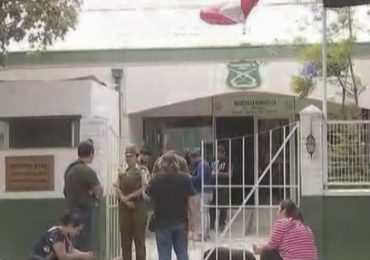 Cabo de Carabineros resultó herido a bala durante ataque a comisaría en Pudahuel Sur