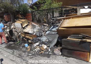 Dos casas resultan destruidas por incendio en Pudahuel