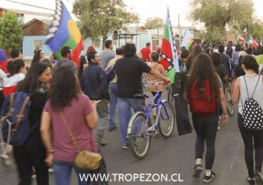 Cientos de personas marchan por las comunas de Cerro Navia, Pudahuel y Lo Prado
