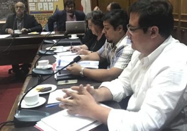 Funcionarios municipales de Pudahuel no aceptan nueva planta de personal municipal presentada por el alcalde