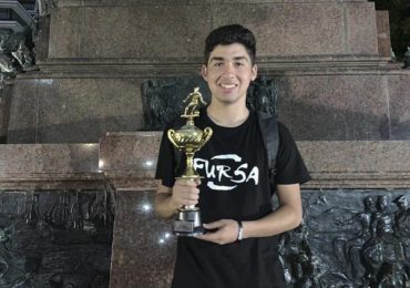 Campeón internacional: Joven pudahuelino obtiene primer lugar en campeonato de fútbol freestyle