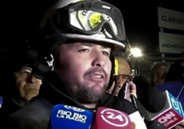 Explosión de fábrica genera nube tóxica que alcanza a Pudahuel y Cerro Navia
