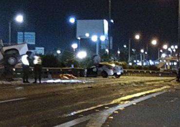 Dos fallecido en choque frontal de vehículo en Pudahuel