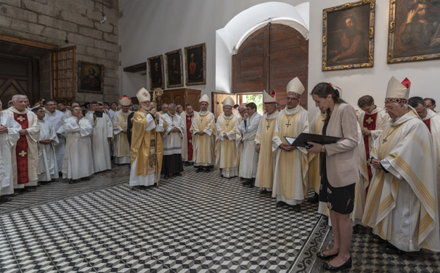 Monseñor Celestino Aós: “Ningún cristiano puede quedarse de observador, menos aún de censor o de condenador”