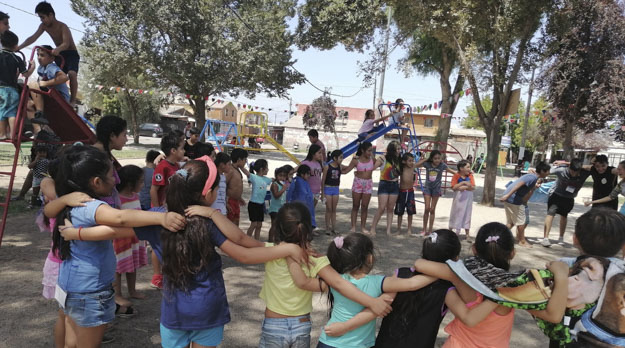 Hoy concluyen las “Colonias de verano” de la Corporación Rayen Mahuida de Cerro Navia