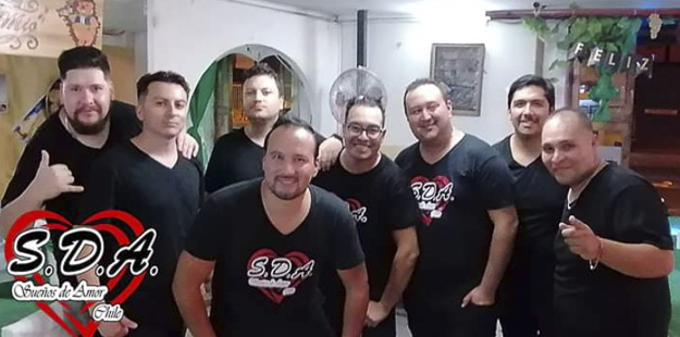 “Sueños de amor” hace bailar a Pudahuel con su cumbia tropical