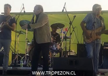 Buddy Richard hizo vibrar con sus éxitos a vecinos de población Pudahuel