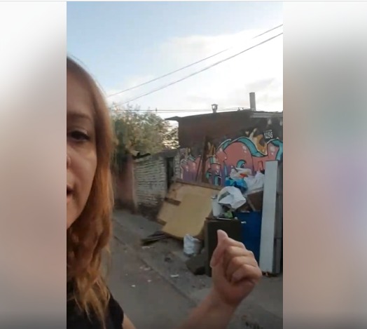 El caso de Evelyn: Cómo los vecinos de Cerro Navia evitaron que una familia quedara en la calle