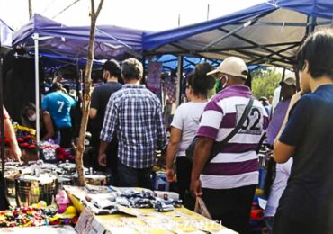 Día de la Madre: Miles de personas llegaron a los persas Teniente Cruz y San Franco este fin de semana en Pudahuel