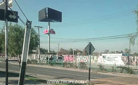 Persas Teniente Cruz y San Francisco amanece sin comerciantes y con intensa fiscalización en Pudahuel