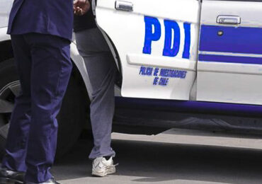 Hombre de 26 años muere de un balazo en la cabeza en Cerro Navia