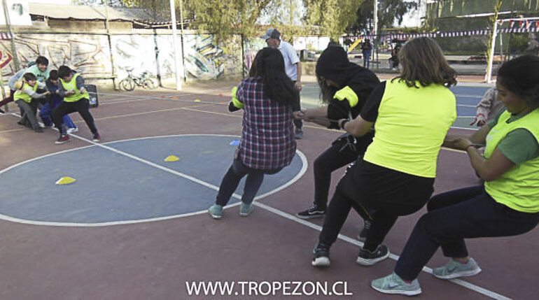 Pudahuel: Fundación Fútbol Más sigue trabajando con Villa El Arenal de manera online
