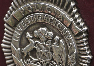 Delincuentes intentan rescatar a sujeto herido a bala por prefecto inspector de PDI en Pudahuel