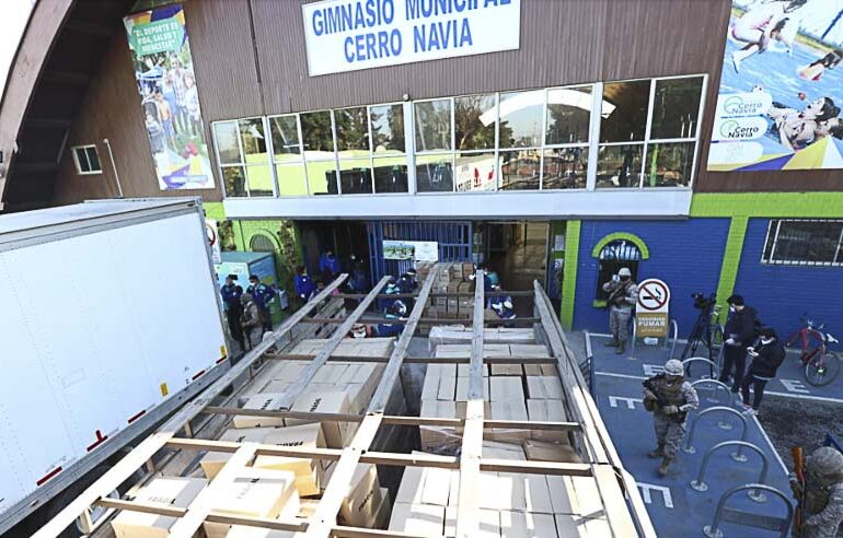 Alcalde Mauro Tamayo sobre cajas de alimentos: “Vamos a cubrir el 100% de la comuna”