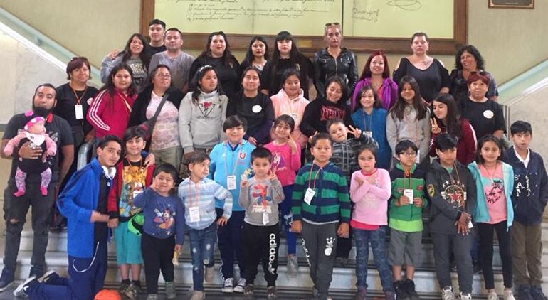 Rayen Mahuida de Cerro Navia realiza entretenido concurso de baile para niños y niñas