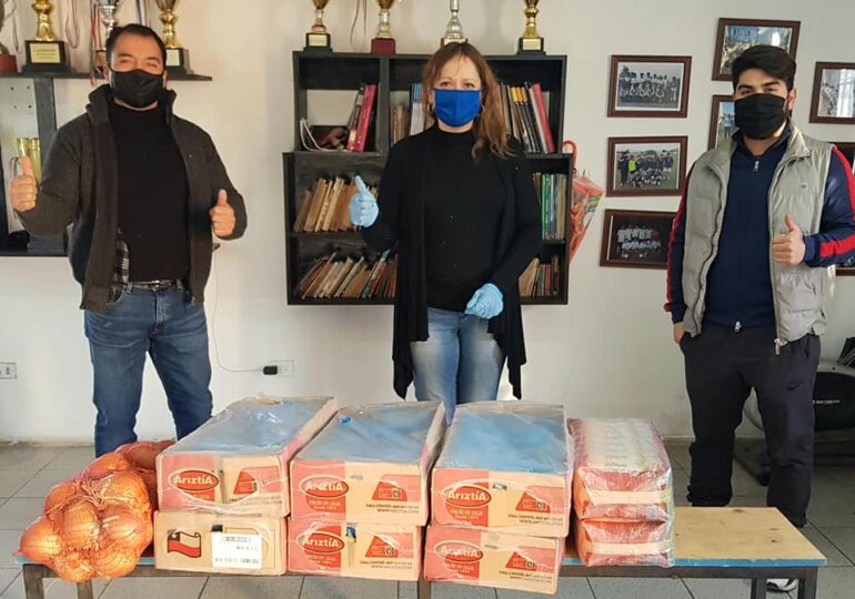 Generosa donación abasteció a ocho ollas comunes en Cerro Navia