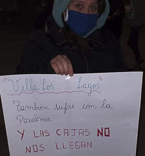 Villa El Comendador y Los Lagos reclaman que aún no reciben su caja de mercadería en Pudahuel