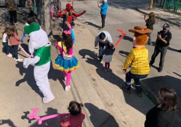 Mesa Social por la Salud de Pudahuel regaló cerca de 1300 desayunos a niños y niñas de la comuna