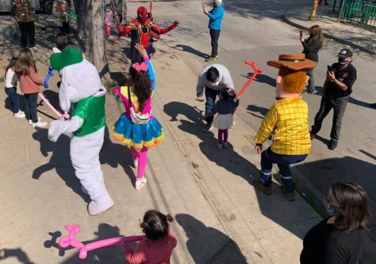 Mesa Social por la Salud de Pudahuel regaló cerca de 1300 desayunos a niños y niñas de la comuna