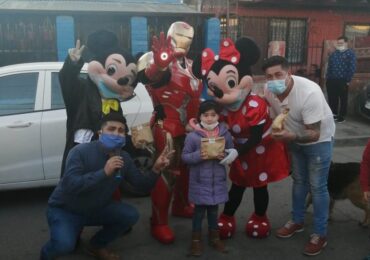 Ángeles por una Causa y Araucaria regalan alegría a cientos de niños y niñas de Pudahuel en su día