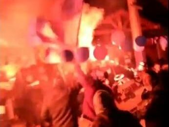 Sin respetar medidas sanitarias: Hinchas de la "U" realizan masivo velorio en Pudahuel
