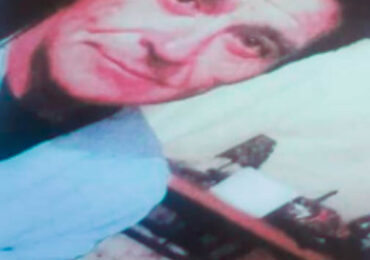 Homicidio macabro en Pudahuel: Lanzan a canal de regadío cuerpo de hombre amarrado a una silla 